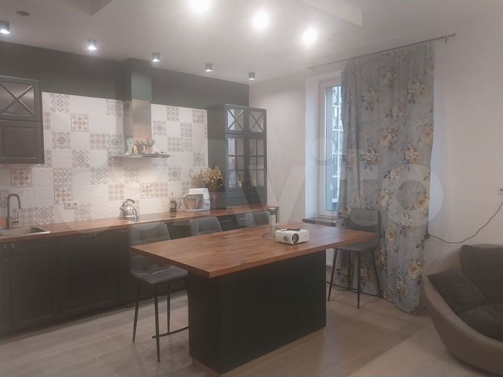 4-к. квартира, 109 м², 5/22 эт.