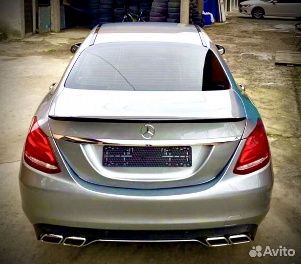 Диффузор с насадками 63 AMG Mercedes w205