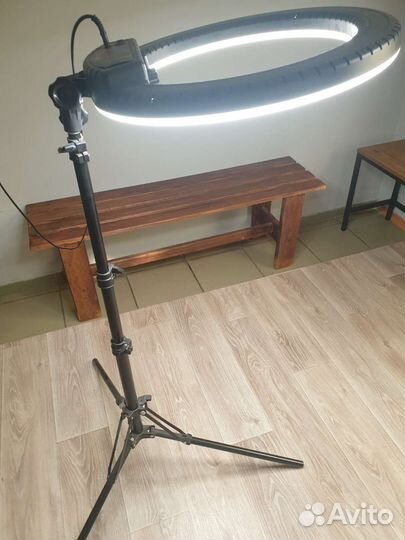 Кольцевая лампа со штативом бу