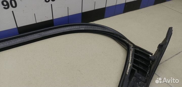 Уплотнитель багажника 5-serie GT F07 2009-2016