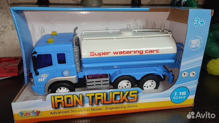 Игрушечная машина музыкальная трак новая