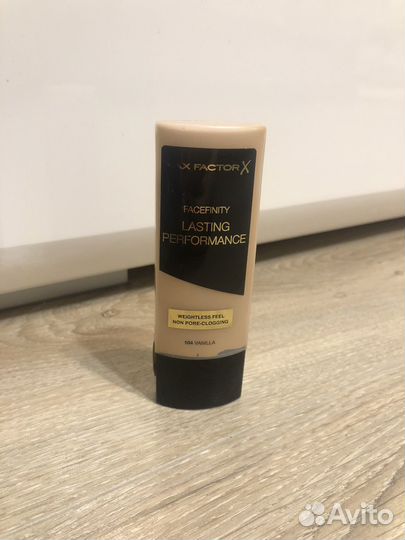 Крем тональный MAX factor оригинал