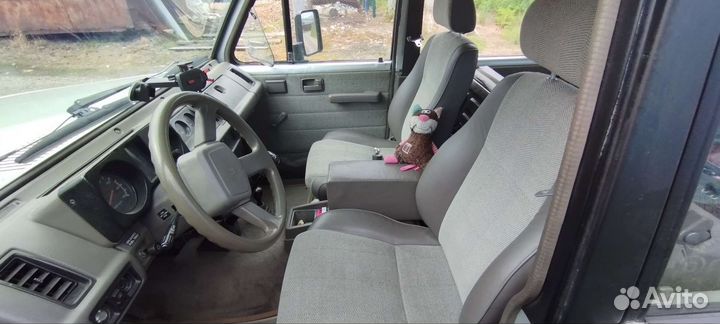 Isuzu Trooper, 1990