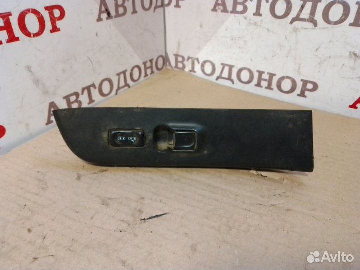 Блок управления стеклоподъемниками передний правый