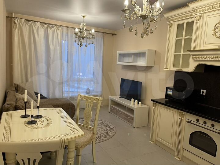 1-к. квартира, 42 м², 15/28 эт.