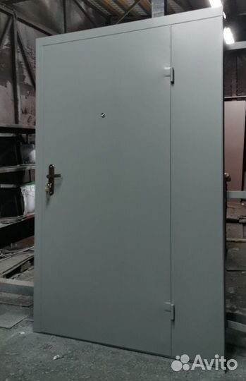 Дверь входная тамбурная под заказ