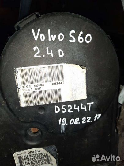 Двигатель Volvo S60 1 2004 D5244T 2,4