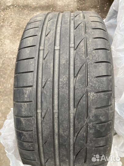 Bridgestone Potenza S001 245/40 R18