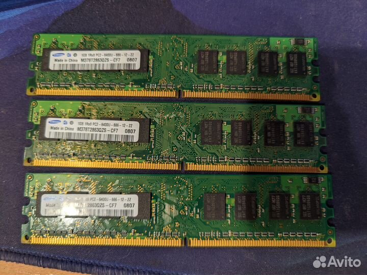 Оперативная память samsung 1GB 1Rx8 PC2-6400U