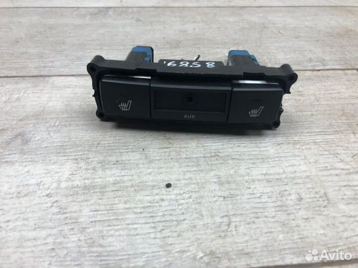 Блок управления сиденьем Hyundai I20 хэтчбек G4LA