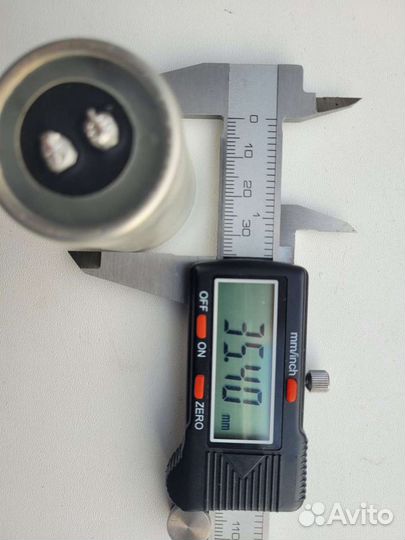 Электролитические конденсаторы 470мкФ х 450в