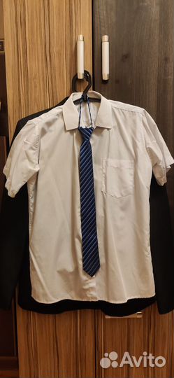 Рубашки школьные