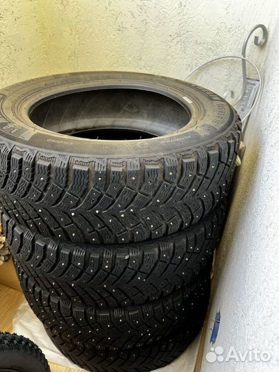 Michelin X-Ice North 4 185/65 R15