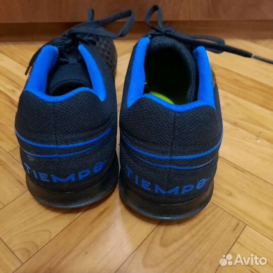 Кроссовки nike р.41