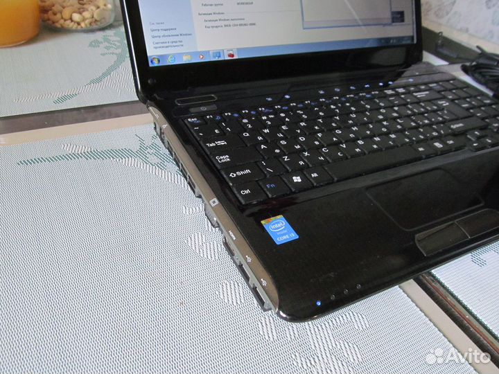 Ноутбук Intel I3 6Gb SSD 120Gb HDD 500Gb