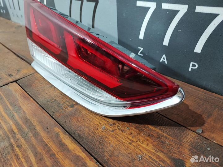 Фонарь задний левый внутренний LED целый Hyundai S