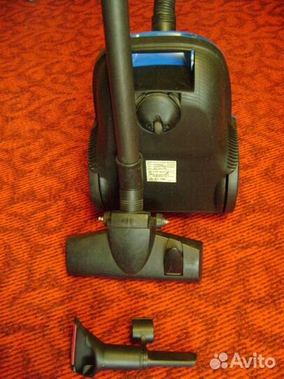 Пылесос Bosch с мешоком.Germany