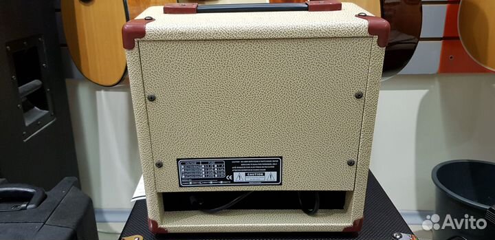 E-wave WA-15 - комбо для электроакустики, 15 вт