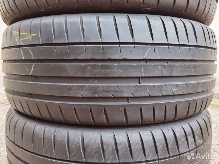 Michelin Pilot Sport 4 225/45 R19 96W