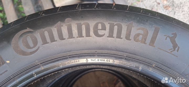 Continental ContiPremiumContact 6 215/55 R17 94V