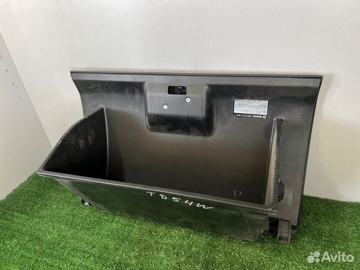 Бардачок Suzuki Escudo TD54W