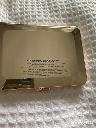 Палетка теней too faced