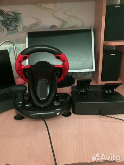 Игровой руль с педалями для игровых приставок