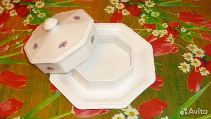 Масленка восьмиугольная фарфоровая