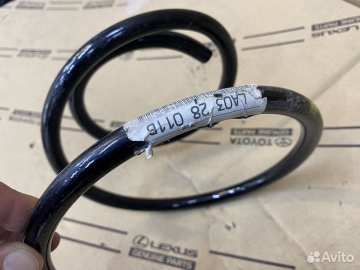 Пружина задняя Mazda MPV новая оригинал