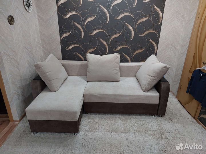 Угловой диван