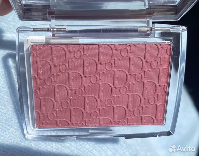 Румяна Dior Backstage 006