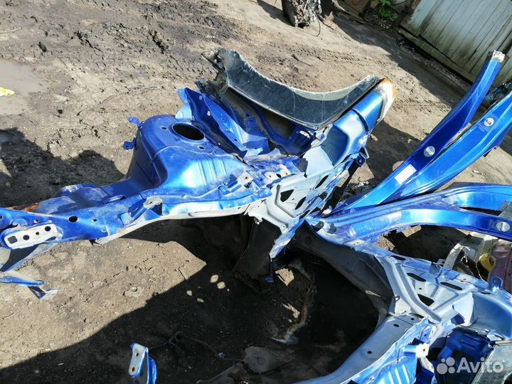 Левая часть кузова четверти крыло лансер 10