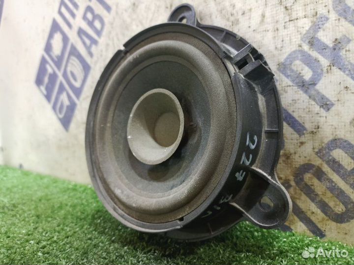 Динамик задний левый Renault Fluence седан 1.6 K4M