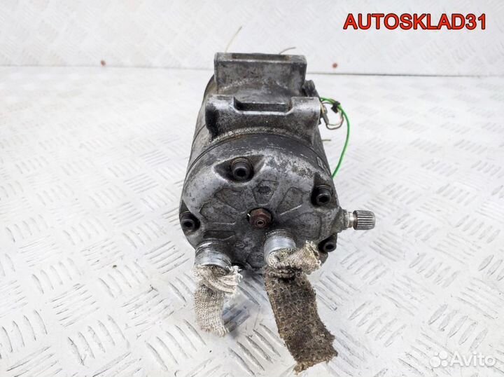 Компрессор кондиционера Audi A8 D2 4,2 ABZ Бензин