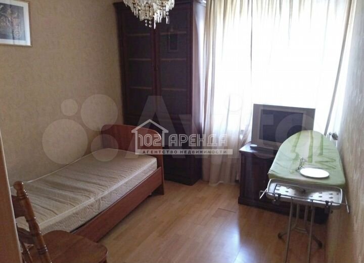 2-к. квартира, 50 м², 4/12 эт.