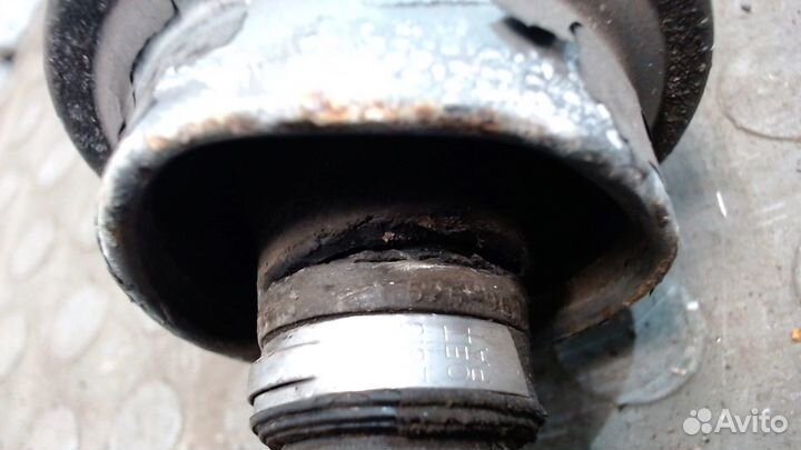 Кардан Mercedes R W251 2005, 2006