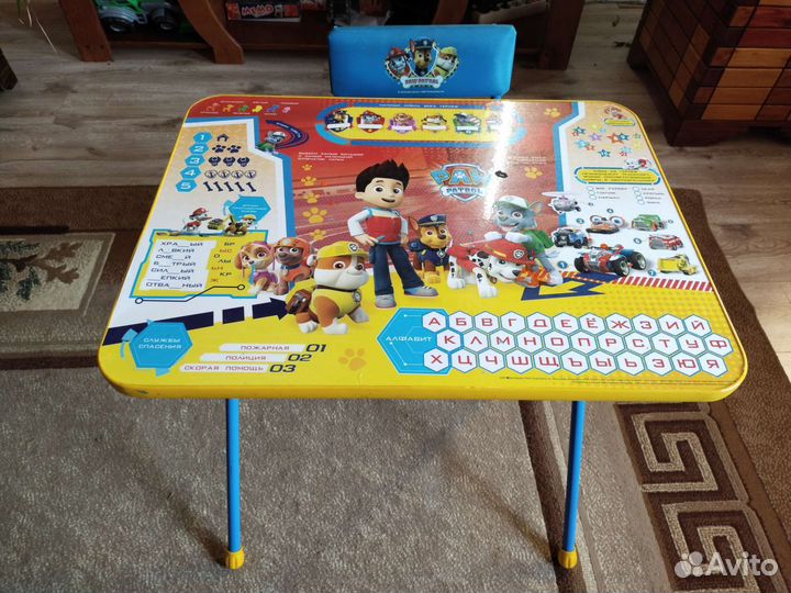 Столик со стульчиком