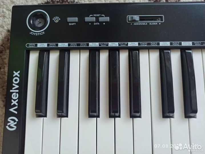 Axelvox key49j