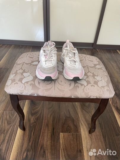 Кроссовки nike