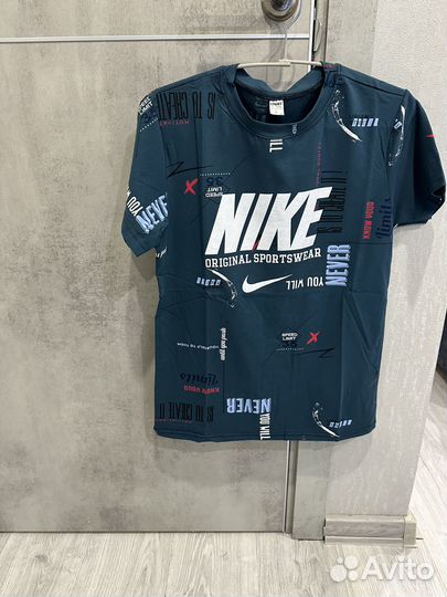 Футболка Nike