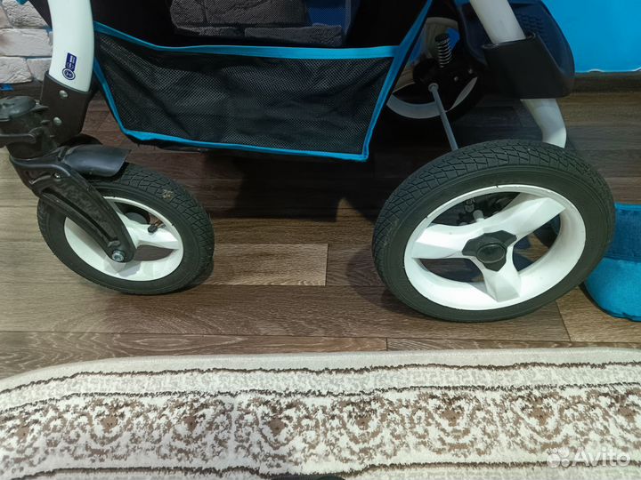 Коляска 2 в 1 как новая