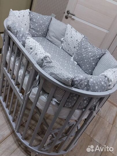 Круглая кровать для новорожденного