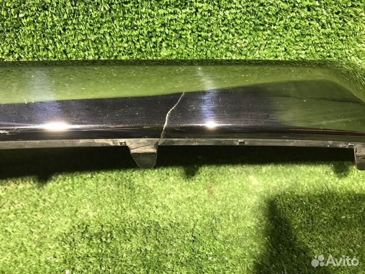 Накладка решетки радиатора Hyundai Santa Fe 4