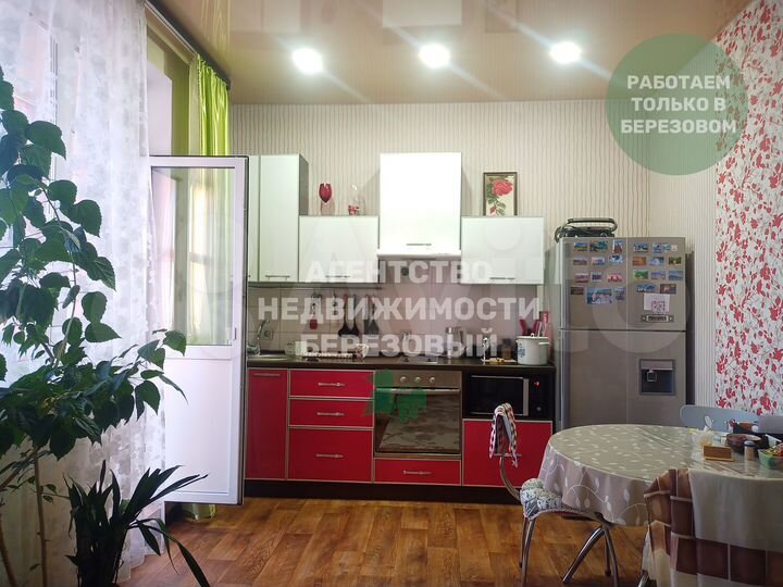 1-к. квартира, 42 м², 3/3 эт.