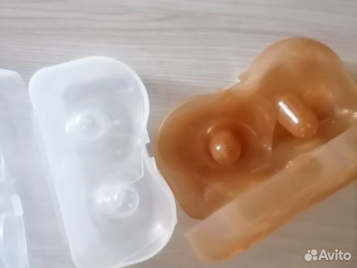 Накладки на грудь