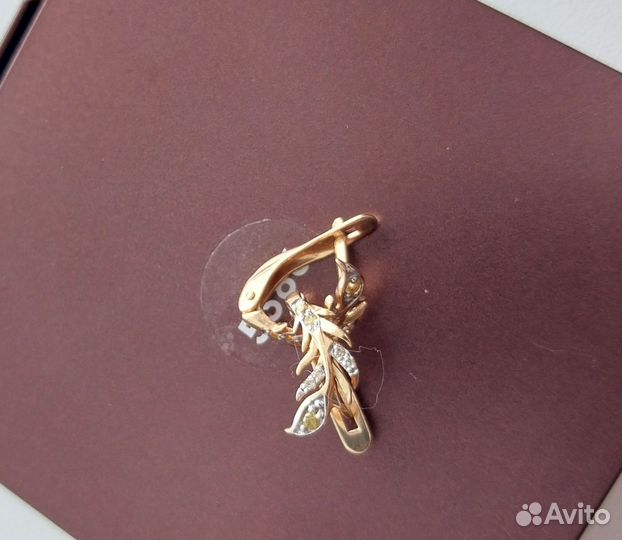 Золотые серьги