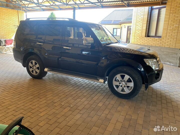 Mitsubishi Pajero 3.0 AT, 2008, 170 000 км