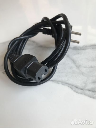 Кабели:hdmi,DVI,Патч-корд,С17,Toslink. Бесплатно