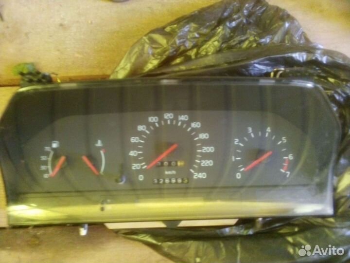 Приборная панель volvo 850