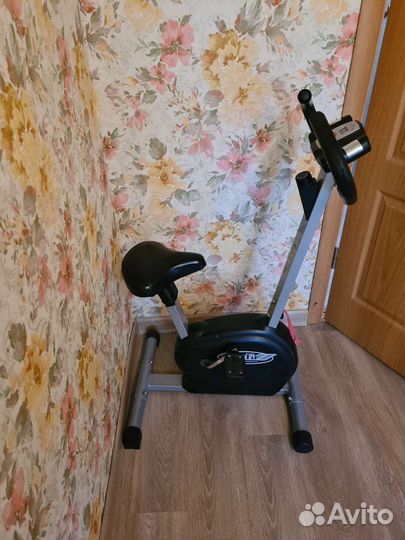 Велотренажер бу
